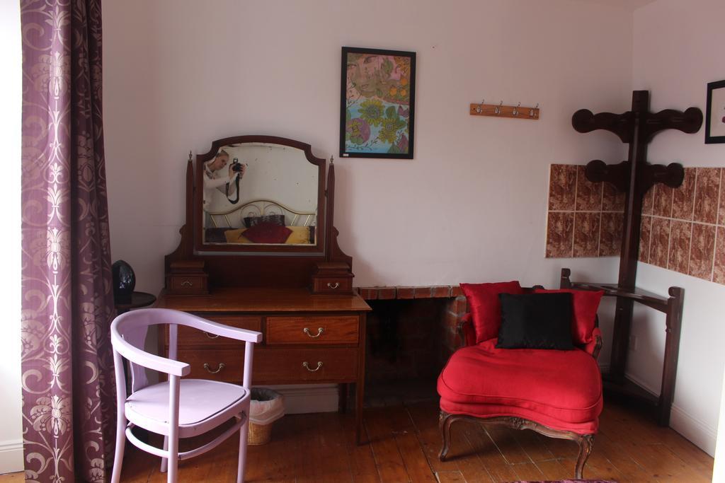 فندق Artists House كينسالي المظهر الخارجي الصورة